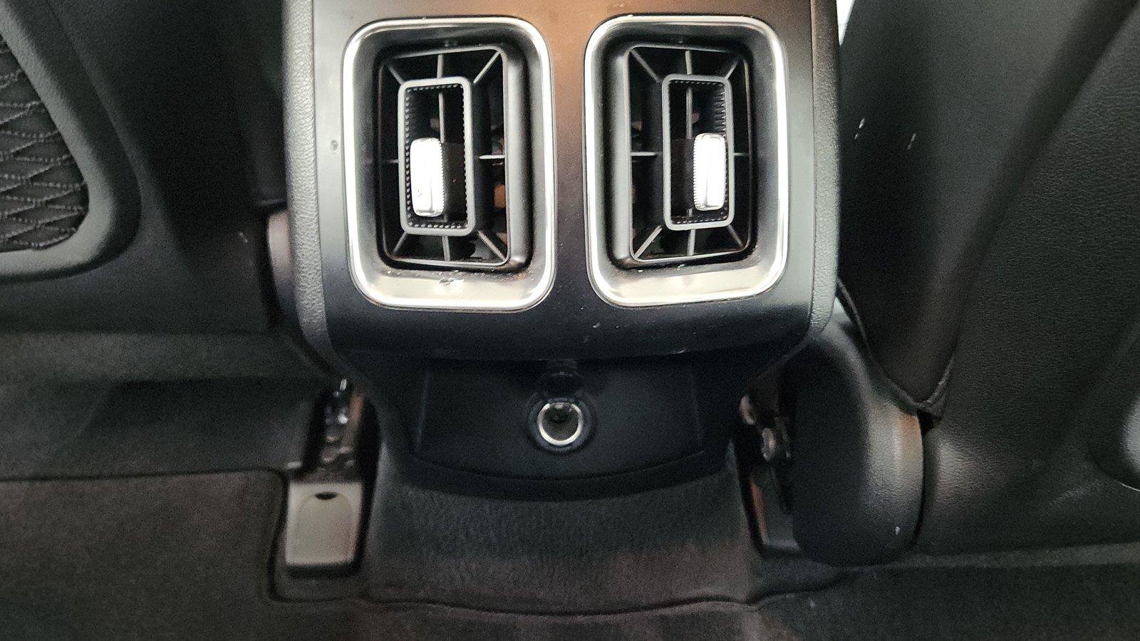 Used 2025 Kia Sorento S AWD/4WD image 31