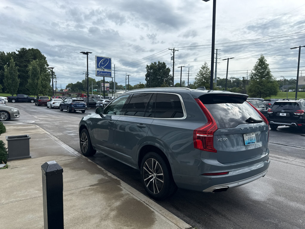 Used 2020 Volvo XC90 T6 Momentum AWD/4WD image 5