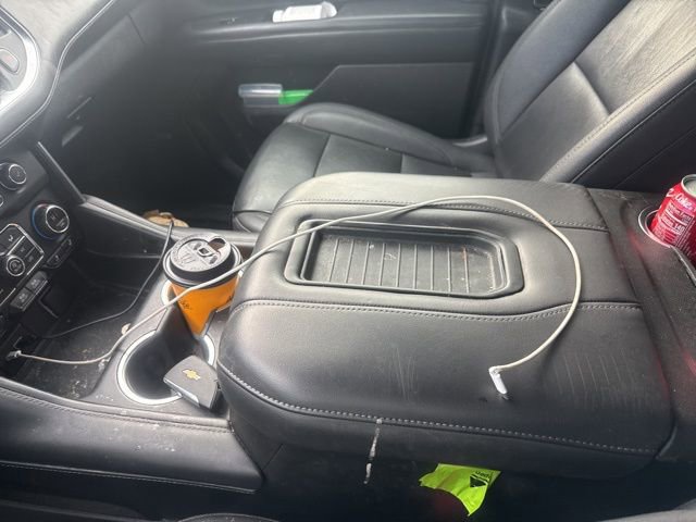 Used 2022 Chevrolet Suburban Z71 image 13