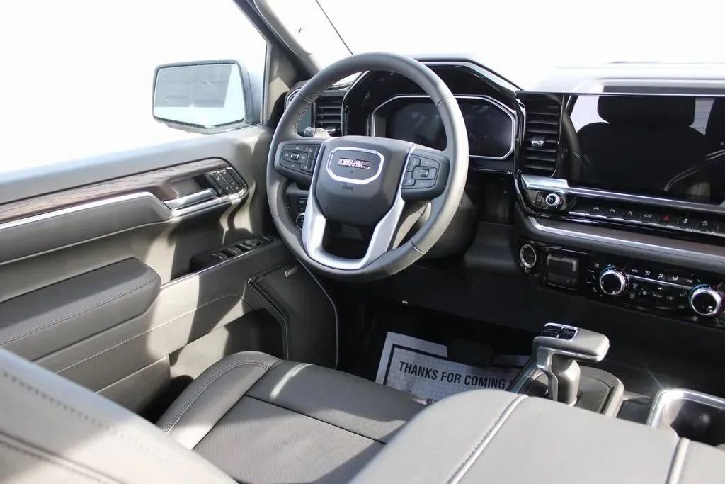 New 2026 GMC Sierra 1500 SLT image 30