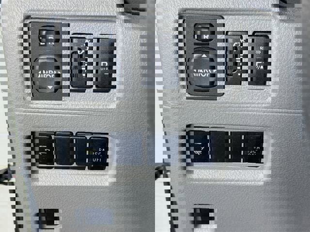 Used 2013 Toyota 4Runner SR5 image 10