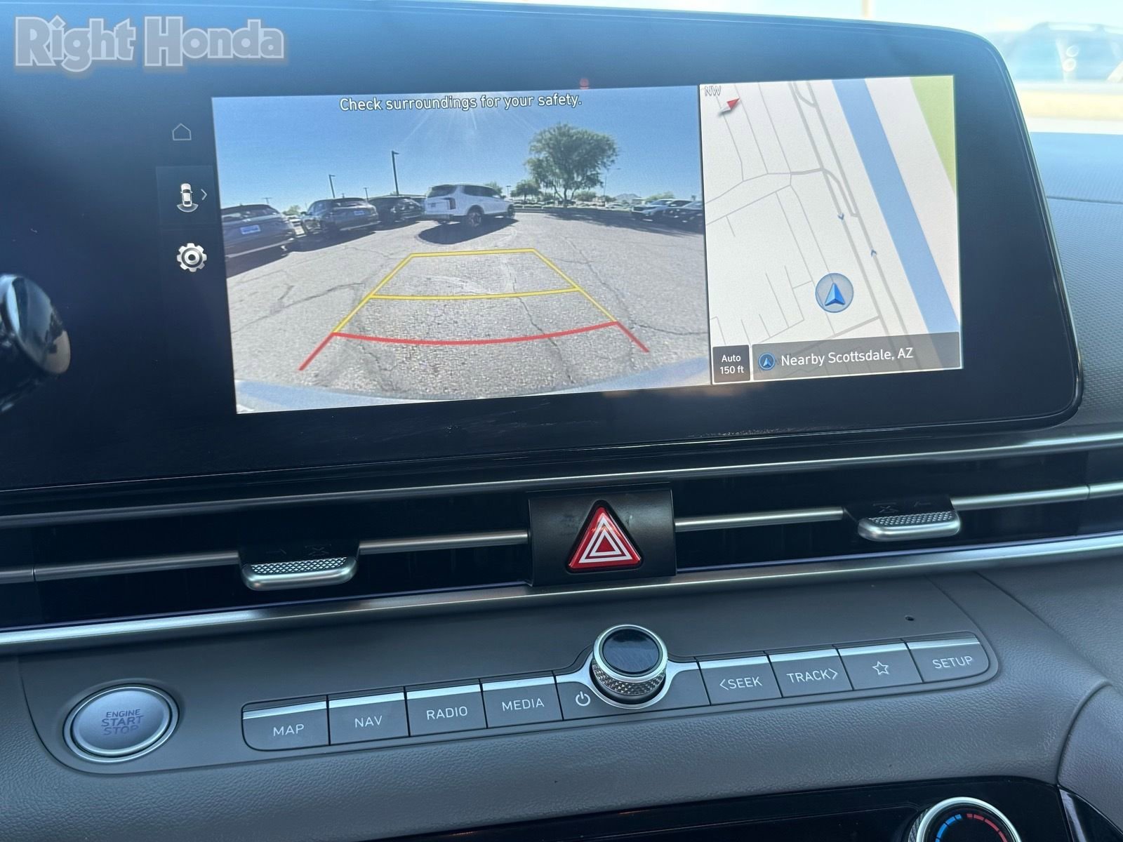 Used 2025 Hyundai Elantra SEL image 22