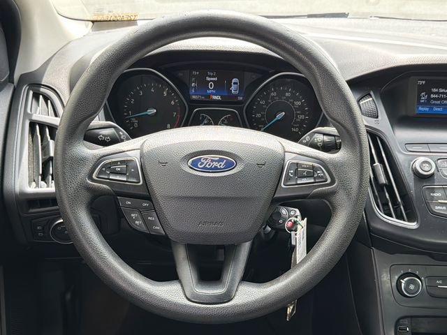 Used 2018 Ford Focus SE w/ SE Appearance Package image 23