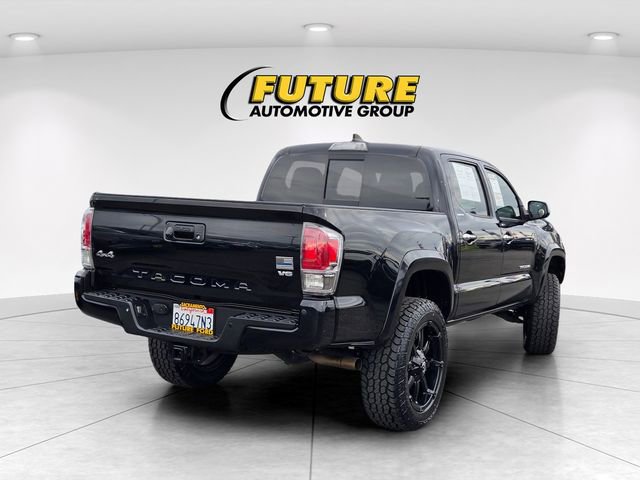 Used 2019 Toyota Tacoma Limited image 4