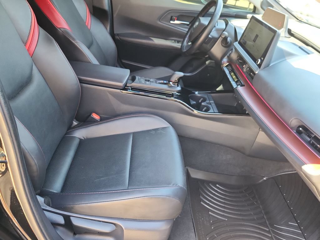 Used 2024 Toyota Prius Prime Premium FWD image 15