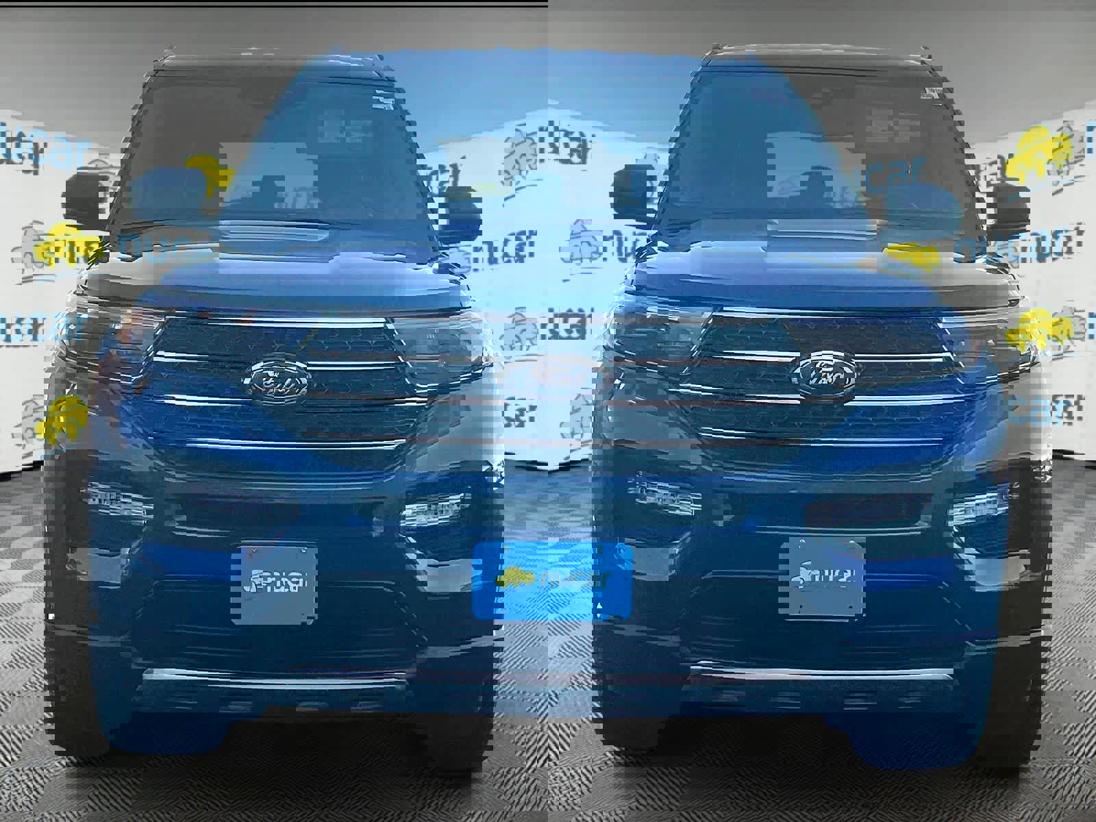 Used 2023 Ford Explorer XLT w/ Equipment Group 202A image 2