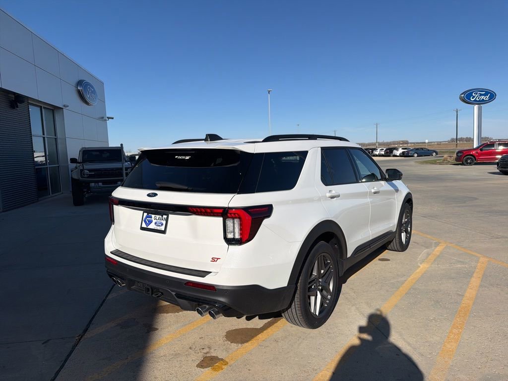 New 2026 Ford Explorer ST w/ Sun And Sound Package image 7