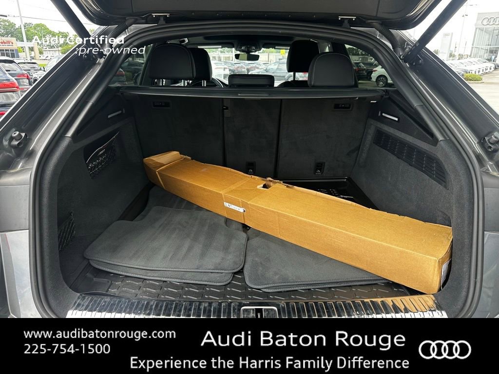 Used 2025 Audi Q8 Premium w/ Black Optic Package AWD/4WD image 6