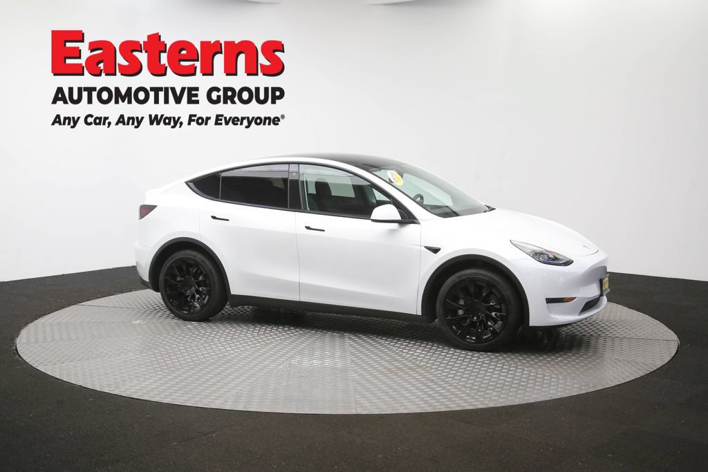 Used 2021 Tesla Model Y Long Range AWD/4WD image 41