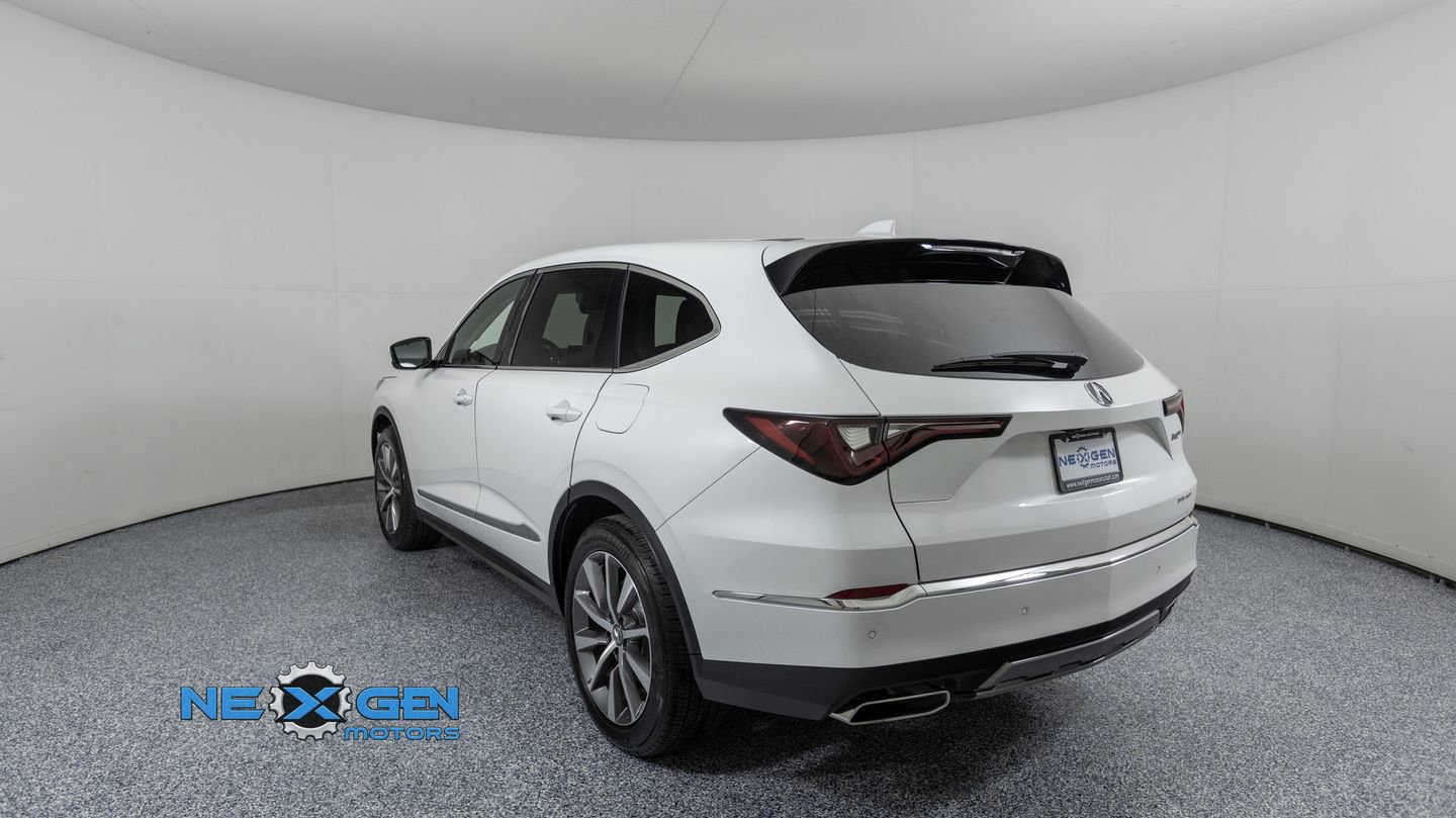 Used 2025 Acura MDX w/ Technology Package image 5