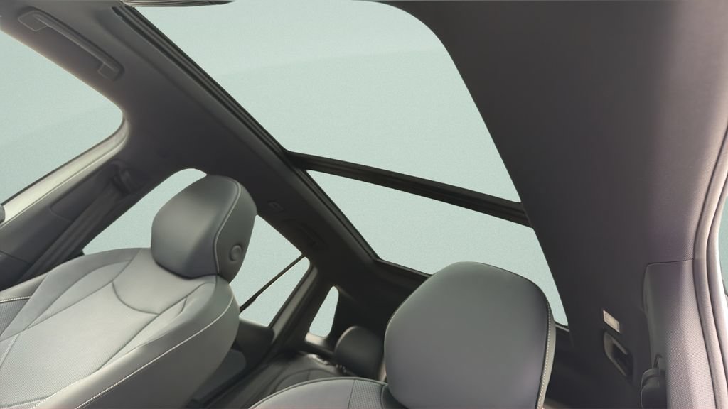 New 2026 Volkswagen Tiguan SE R-Line FWD image 15