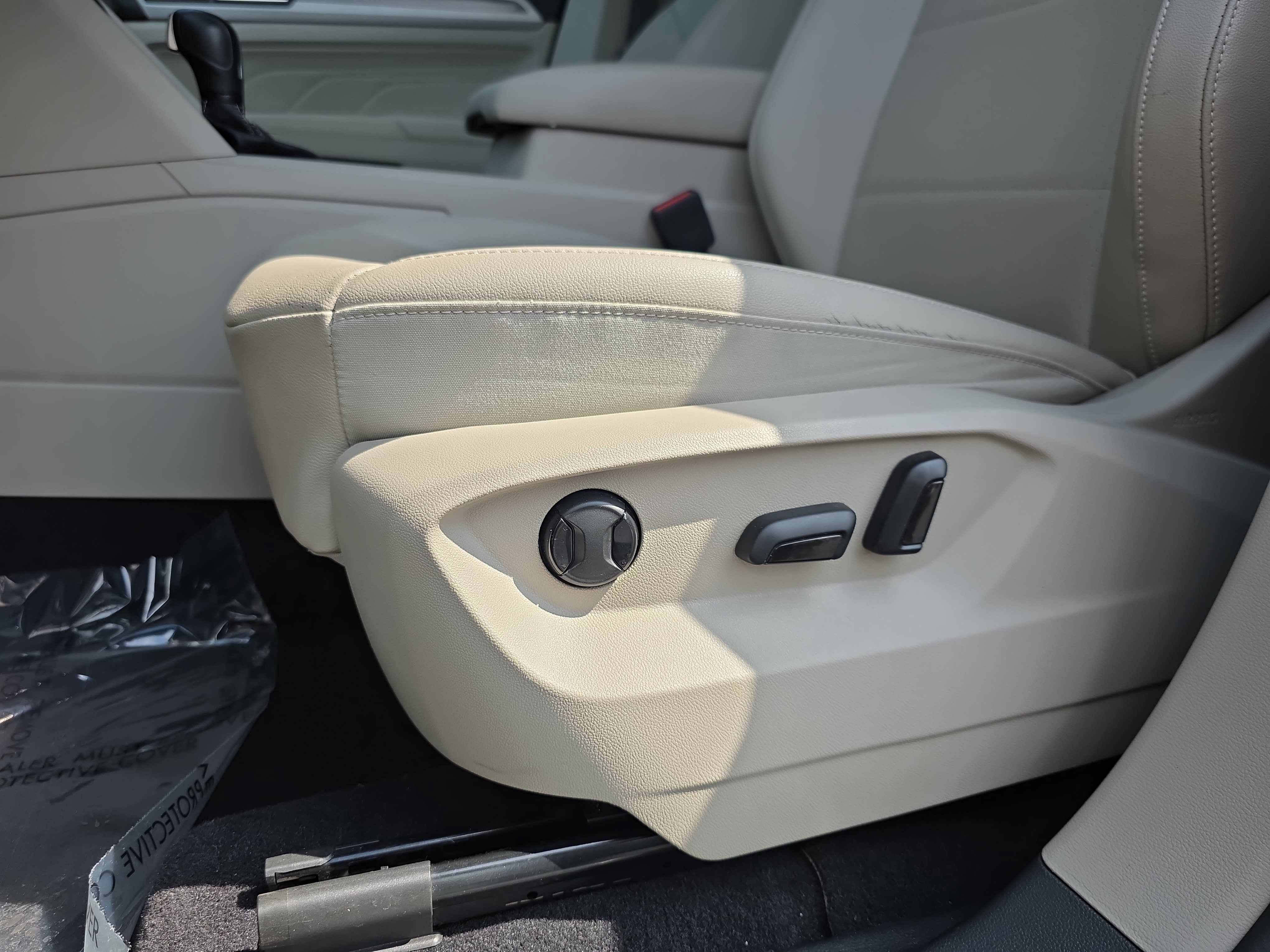 Used 2021 Volkswagen Atlas SE FWD image 27