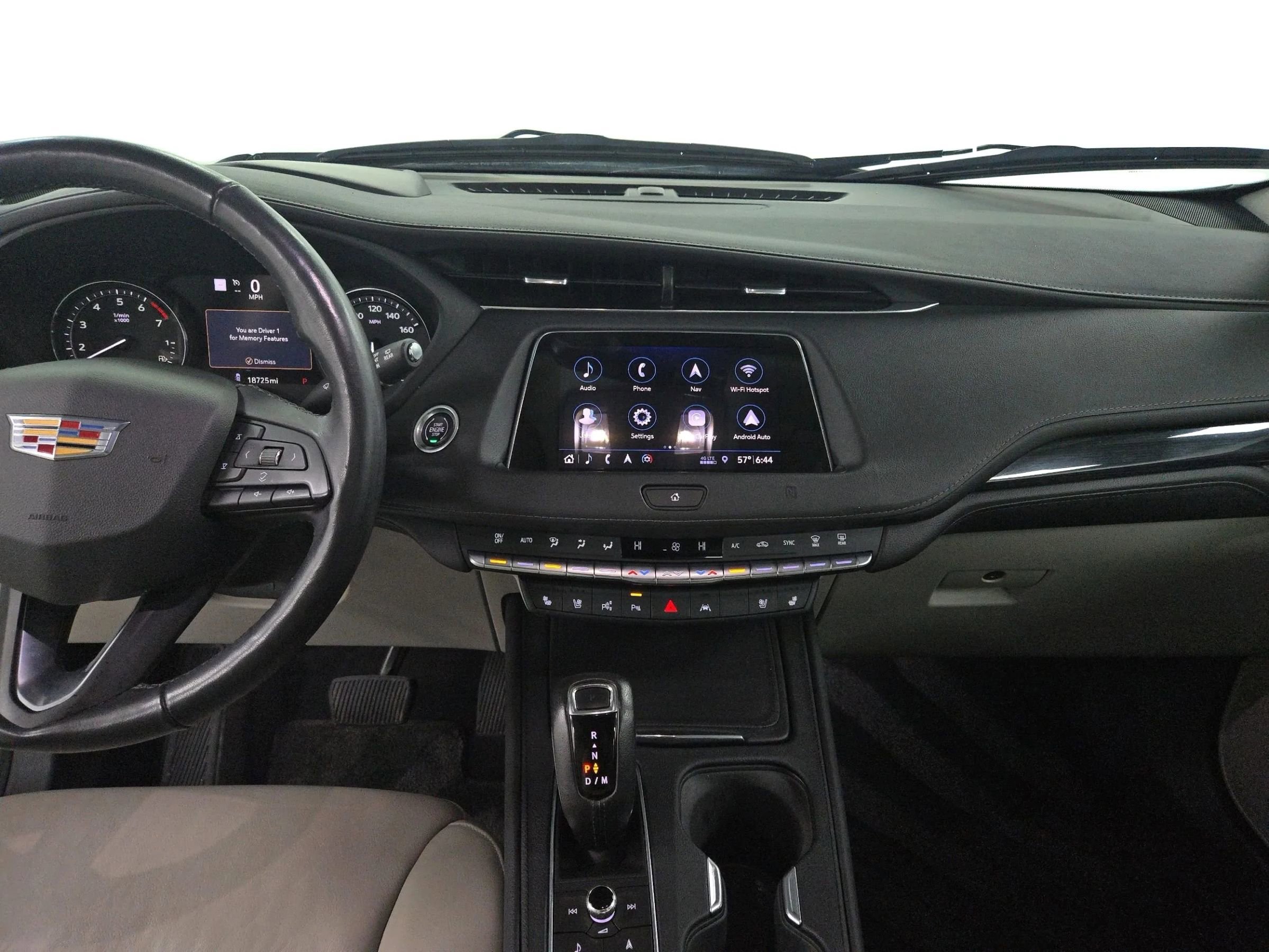 Used 2019 Cadillac XT4 Premium Luxury image 13