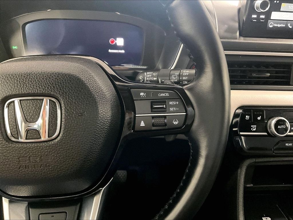 Used 2023 Honda Pilot Elite image 25