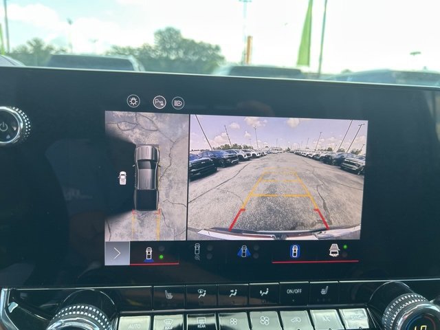 Used 2024 GMC Canyon AT4 w/ Technology Package image 22