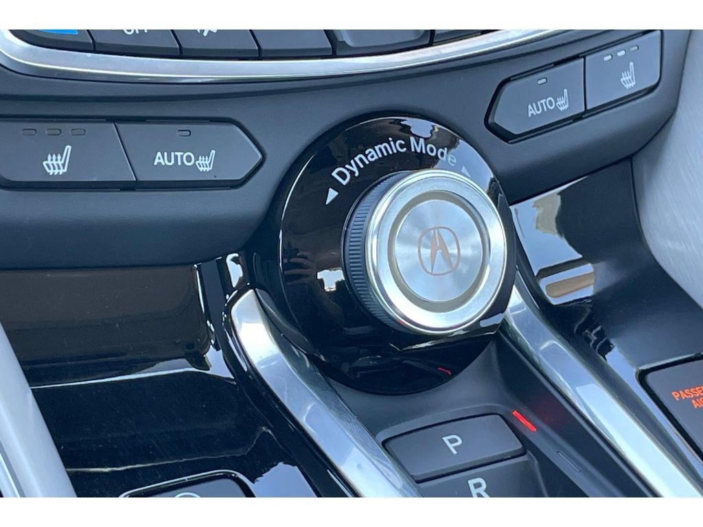 Certified 2025 Acura TLX w/ Technology Package FWD image 29