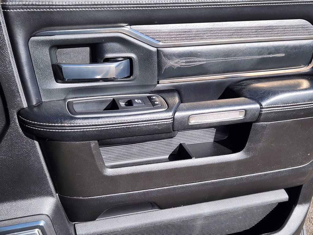 Used 2019 RAM 3500 Limited image 10