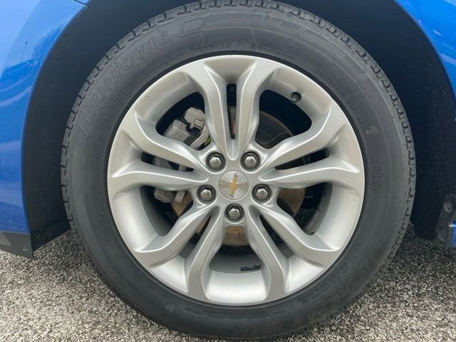 Used 2019 Chevrolet Cruze LT image 14