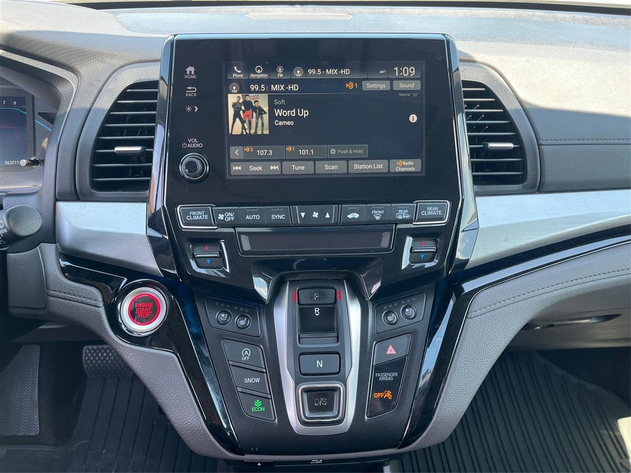 Used 2019 Honda Odyssey Elite image 14