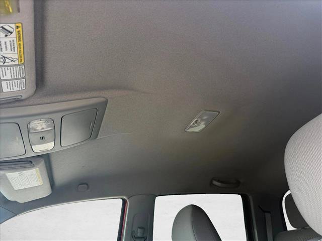 Used 2015 Toyota Tacoma PreRunner w/ SR5 Package RWD image 15