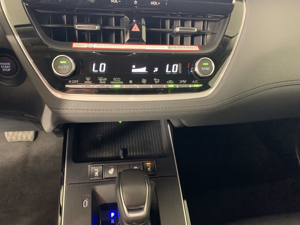 Used 2026 Toyota Corolla Cross XLE w/ Convenience Package image 25