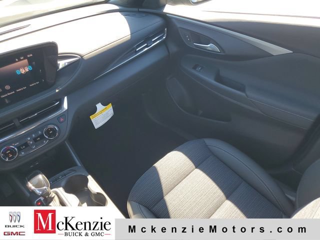 New 2026 Buick Envista Sport Touring w/ Convenience I Package FWD image 25