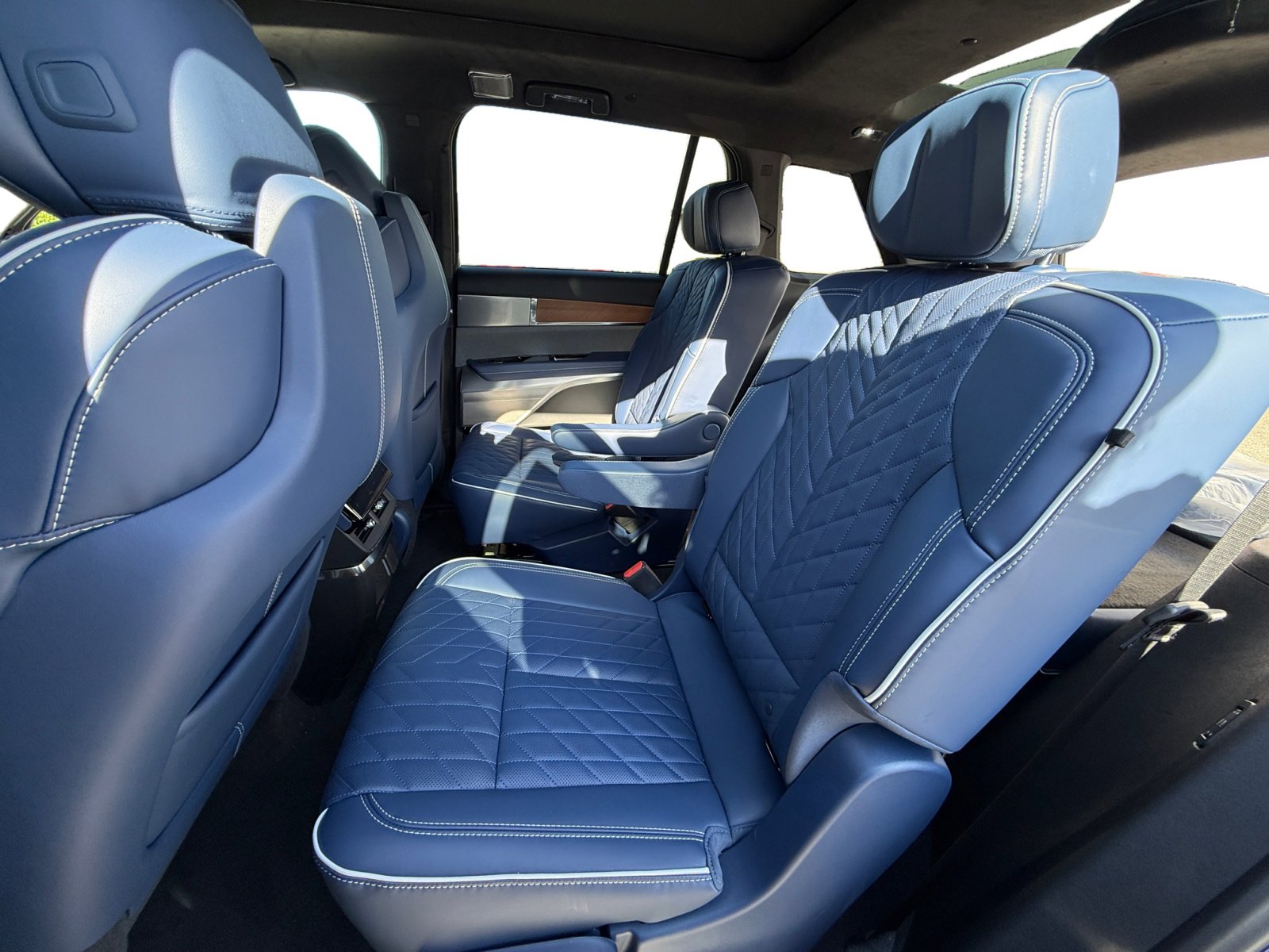 New 2026 Cadillac Vistiq Premium Luxury image 16