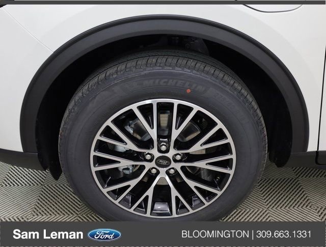 New 2025 Ford Escape SE w/ PHEV Premium Package image 16