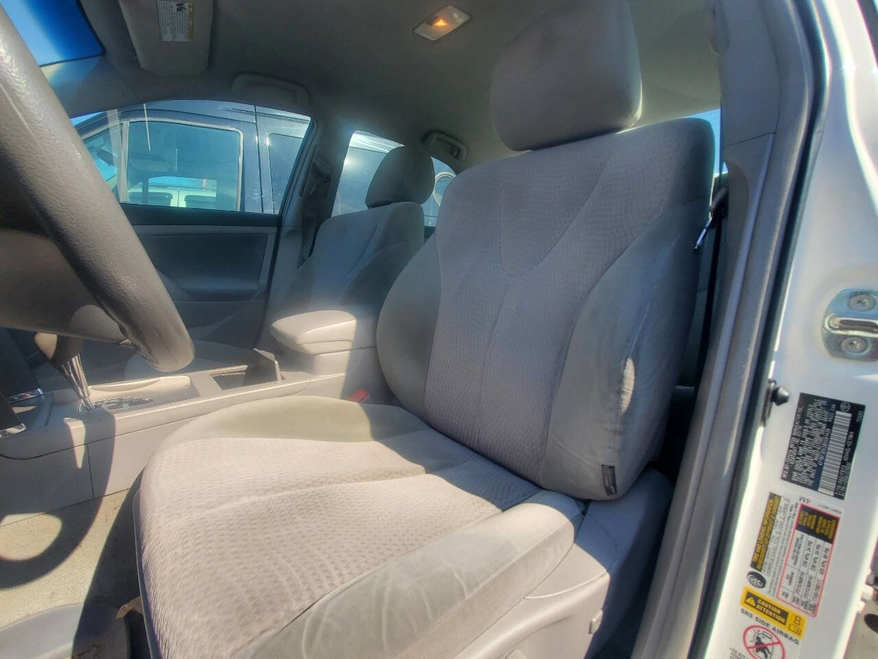 Used 2011 Toyota Camry LE w/ LE Extra-Value Pkg image 10