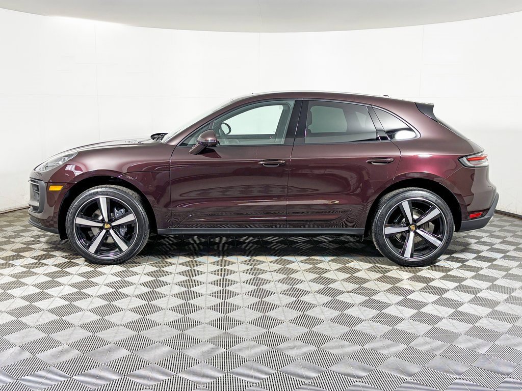 New 2026 Porsche Macan image 2