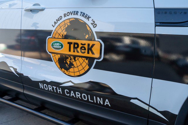 Used 2020 Land Rover Discovery HSE image 50