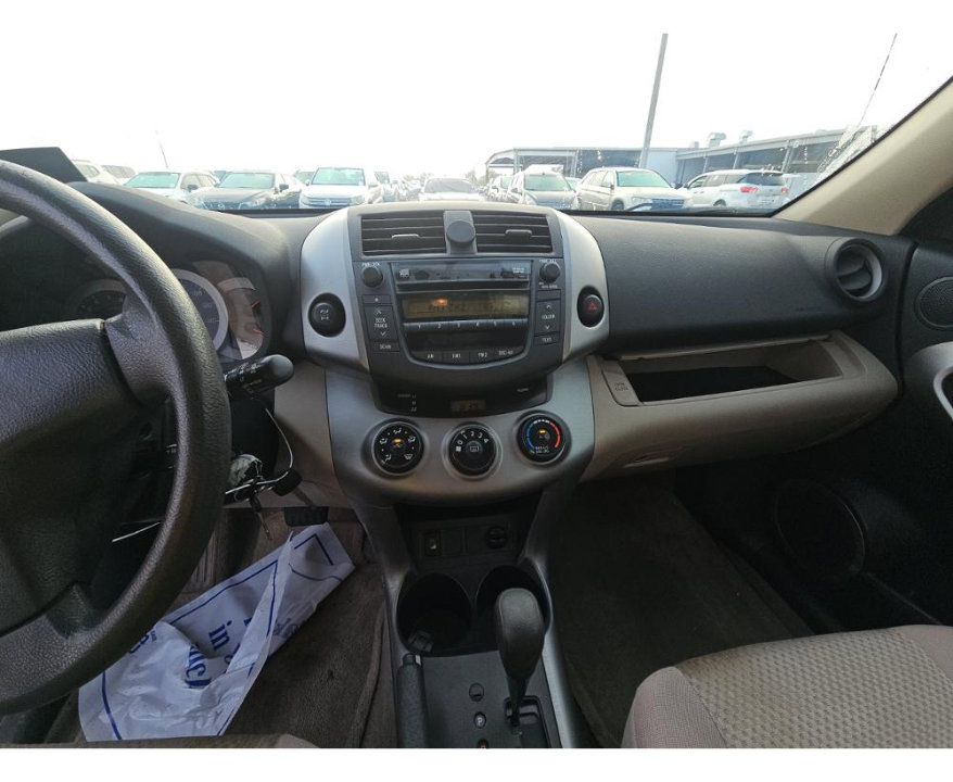Used 2006 Toyota RAV4 4WD V6 image 12