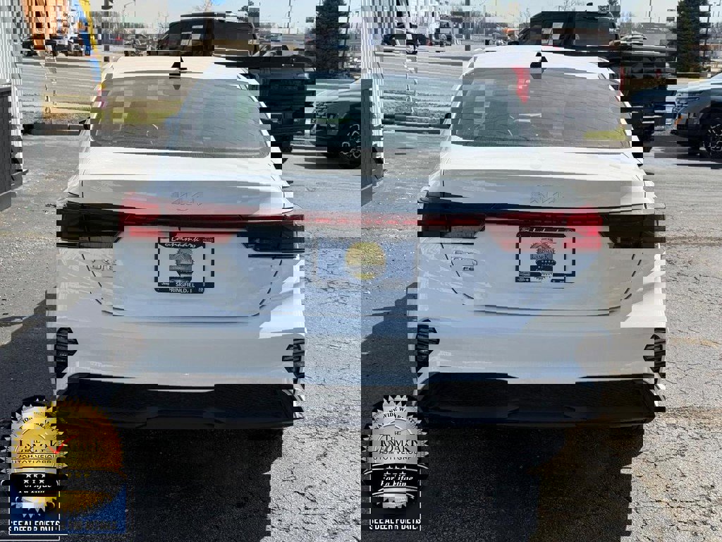 Used 2024 Kia Forte LX image 6