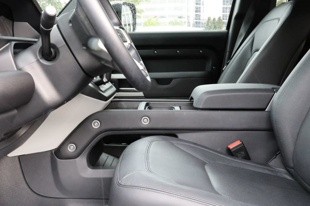 Used 2024 Land Rover Defender 110 S AWD/4WD image 26