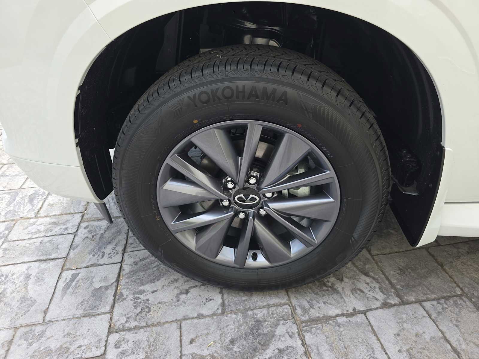 New 2026 INFINITI QX80 Pure w/ Cargo Package image 8