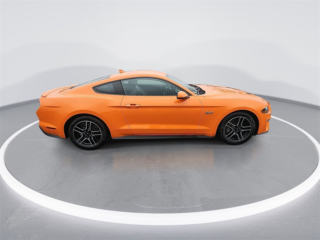 Used 2021 Ford Mustang GT Premium w/ Equipment Group 401A image 9