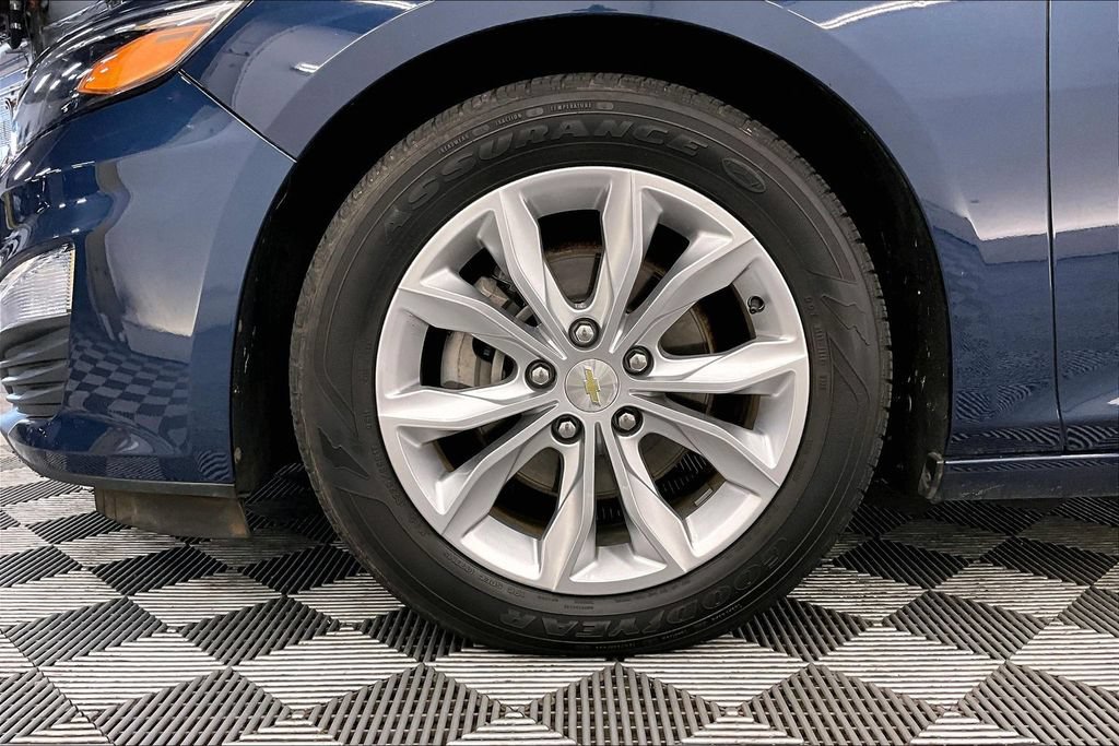 Used 2021 Chevrolet Malibu LT FWD image 8