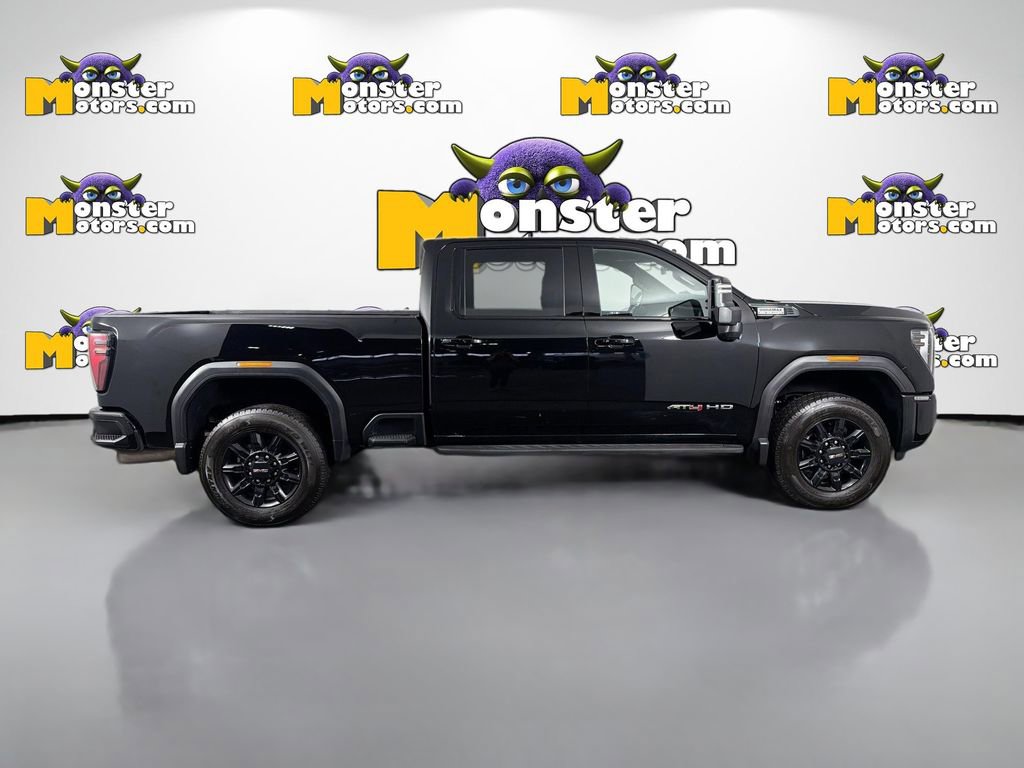 Used 2024 GMC Sierra 3500 AT4 w/ AT4 Premium Plus Package AWD/4WD image 4