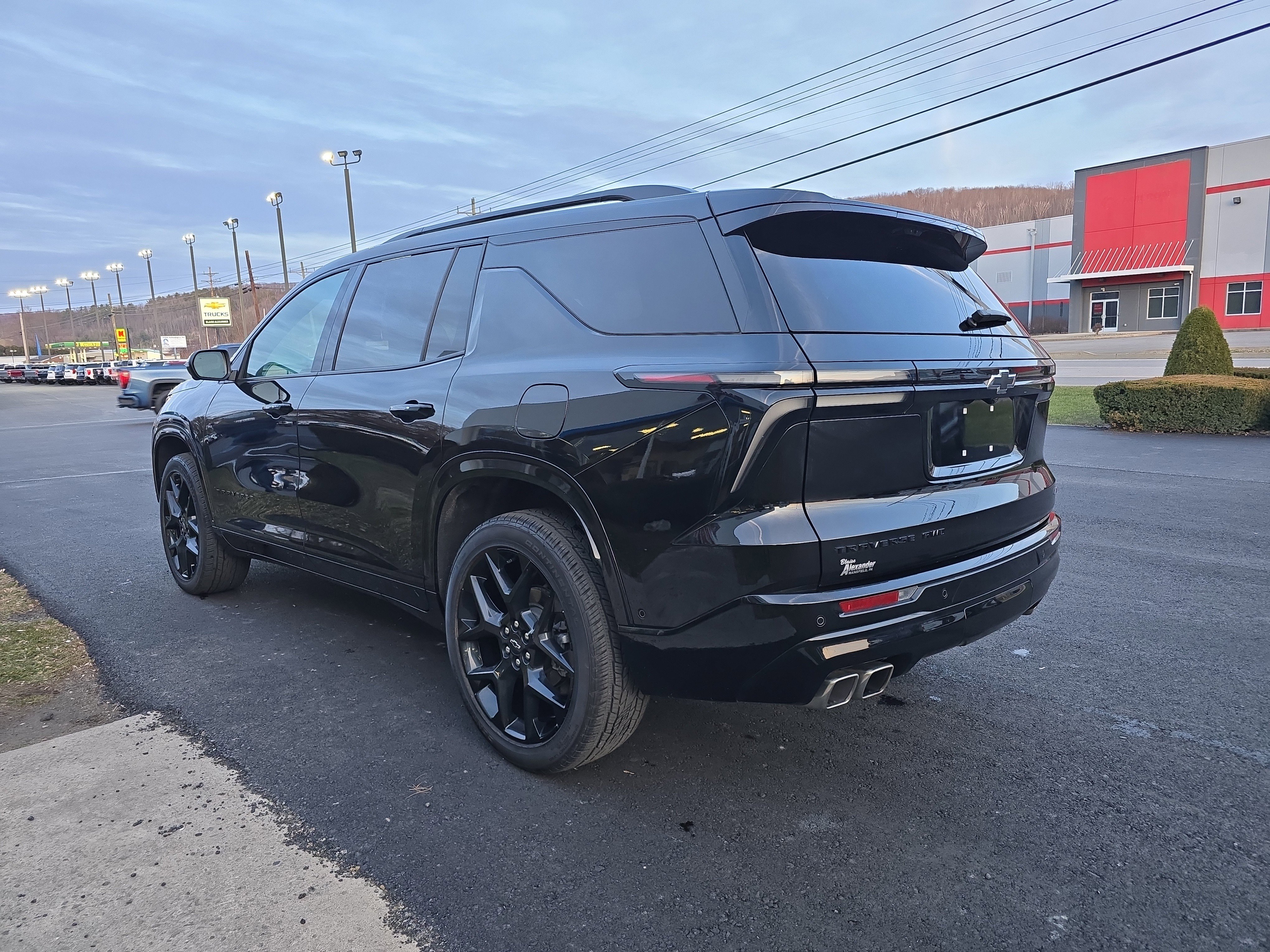 Used 2024 Chevrolet Traverse RS w/ LPO, Floor Liner Package image 6