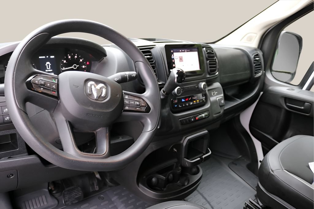 Used 2025 RAM ProMaster 2500 w/ Convenience Group FWD image 14