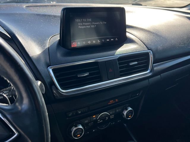 Used 2018 MAZDA MAZDA3 Grand Touring w/ Premium Equipment Package image 17