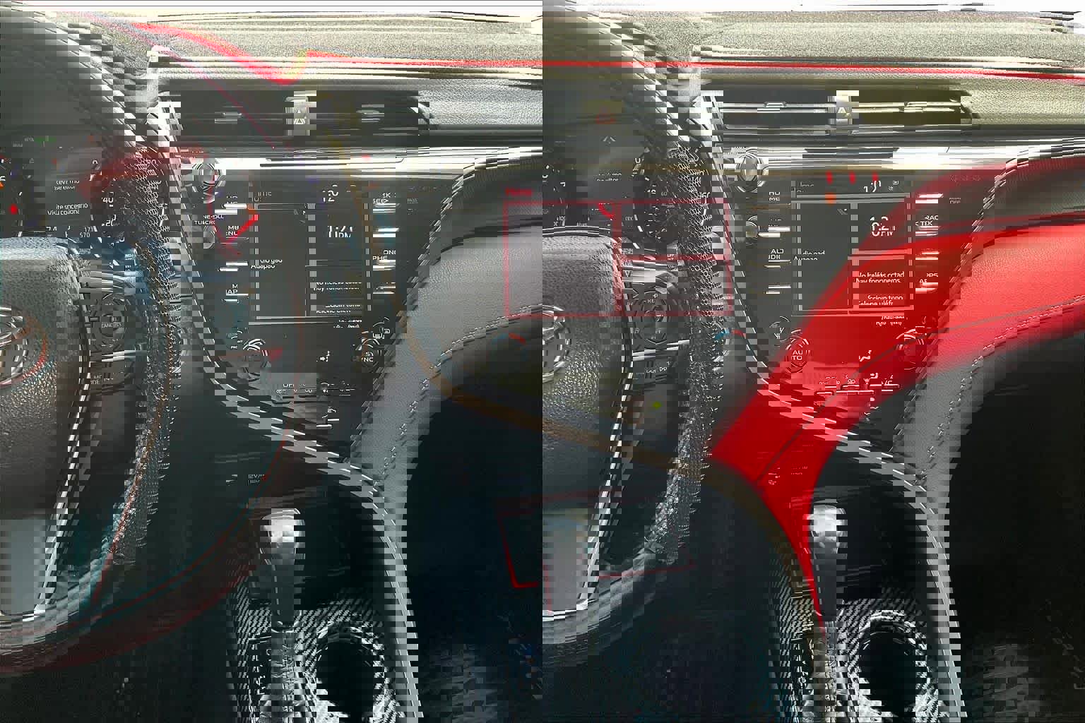 Used 2019 Toyota Camry XSE image 7