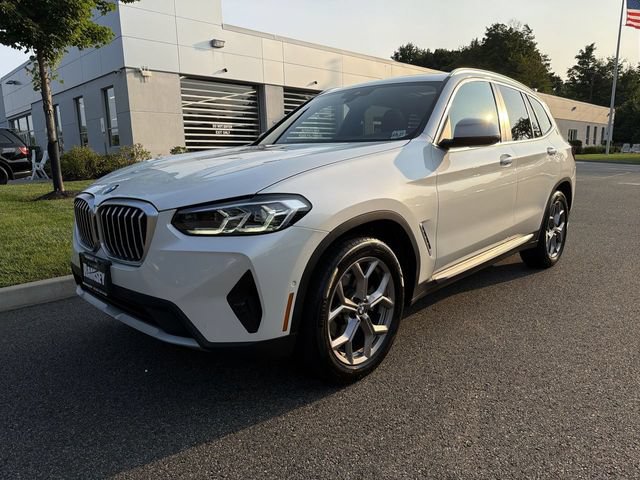 Used 2023 BMW X3 xDrive30i w/ Premium Package AWD/4WD image 4