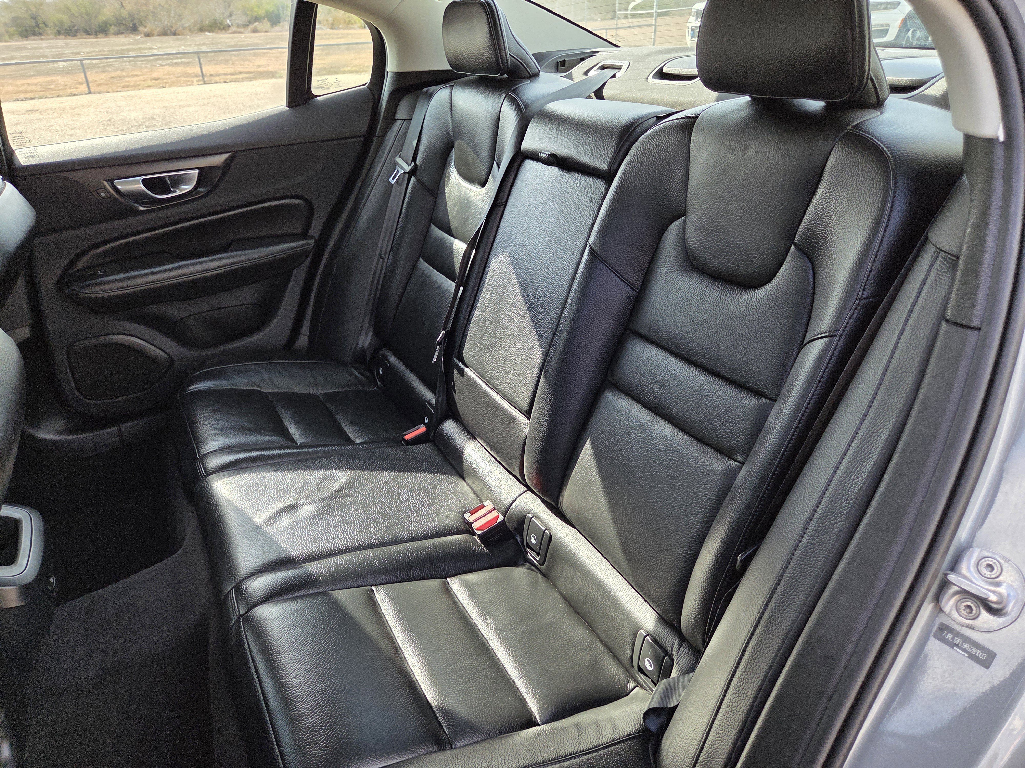 Used 2024 Volvo S60 B5 Plus image 22