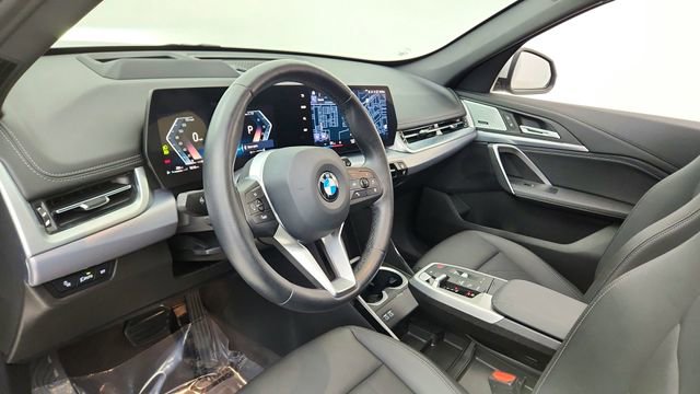 Used 2023 BMW X1 xDrive28i w/ Premium Package AWD/4WD image 18