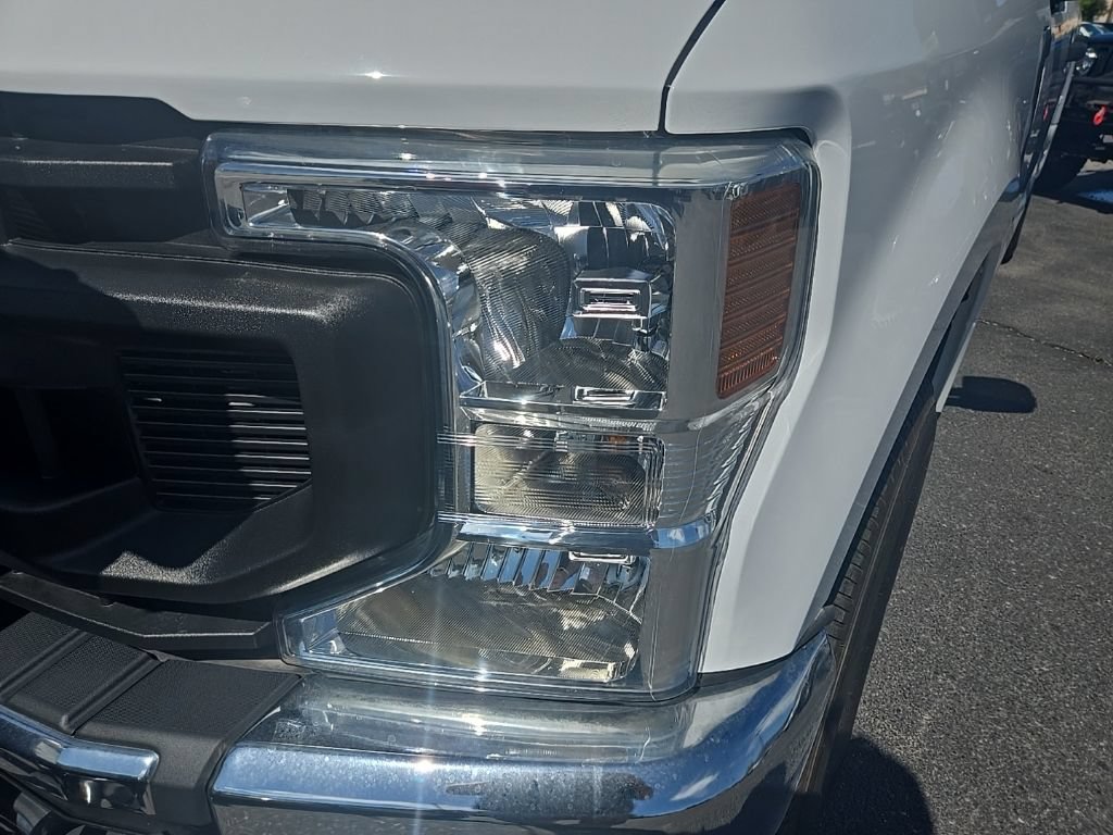 Used 2022 Ford F250 XL w/ Power Equipment Group AWD/4WD image 31