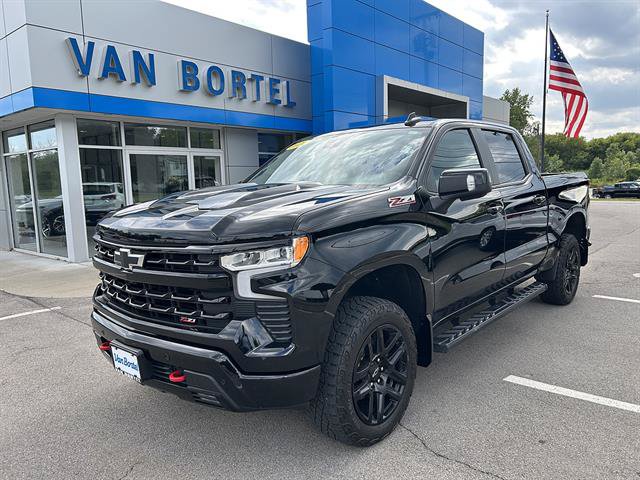 Certified 2024 Chevrolet Silverado 1500 LT Trail Boss w/ LT Trail Boss Premium Package AWD/4WD image 1