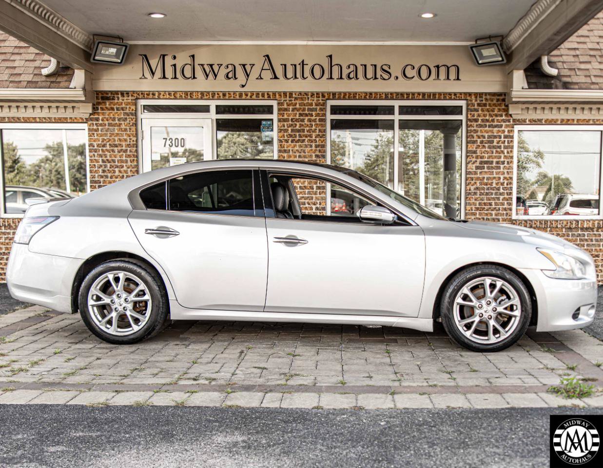 Used 2014 Nissan Maxima 3.5 SV w/ Premium Package FWD image 7