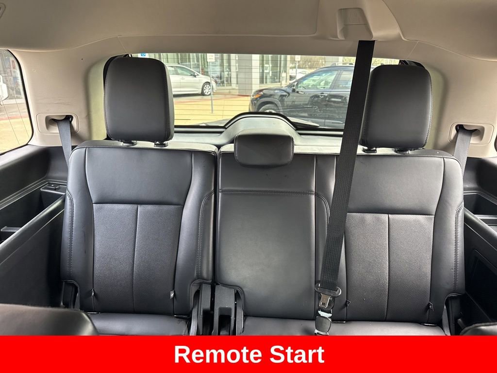 Used 2024 Ford Expedition XLT image 18