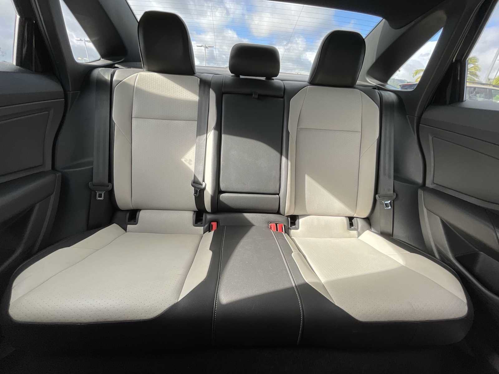 Used 2020 Volkswagen Jetta R-Line w/ R-Line Cold Weather Package FWD image 26